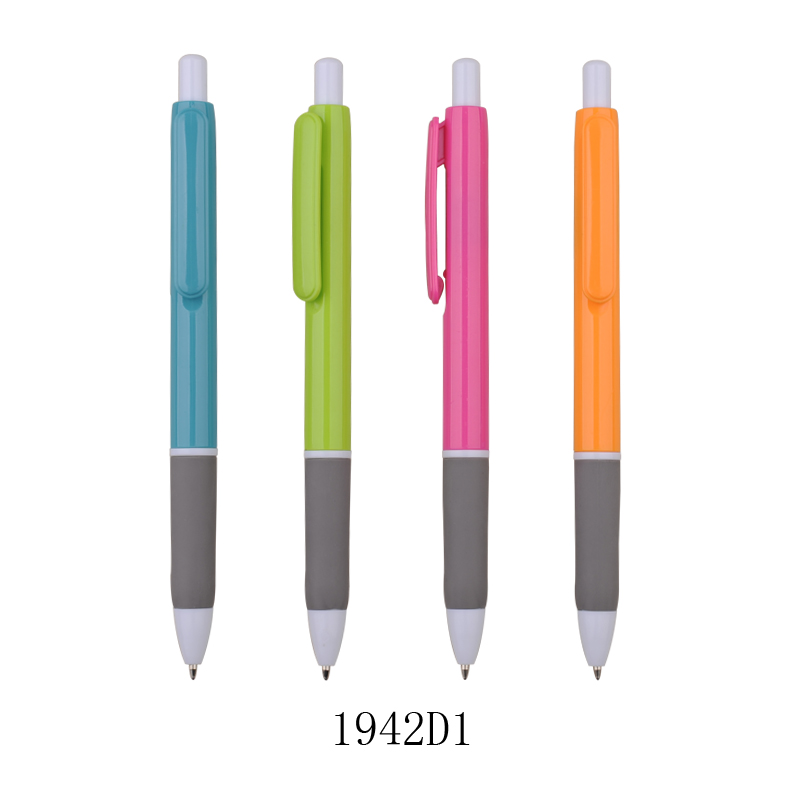 1942D1 - PLASTIC BALL PEN